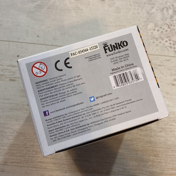 2/$50 Funko Pop Nerd Jasmine #68 Disney Exclusive Figure - Picture 8 of 8